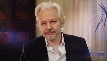 Biden prohlásil, že USA zvažují žádost Austrálie o zastavení trestního stíhání Juliana Assange