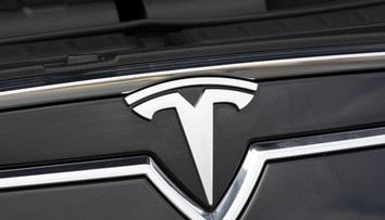 Manželství z rozumu. Fiat sbalil Teslu, aby se vyhnul obřím pokutám