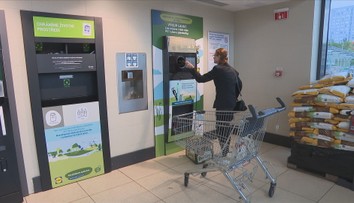 Povinné zálohování plechovek a PET lahví se blíží. Kaufland spustil pilotní projekt