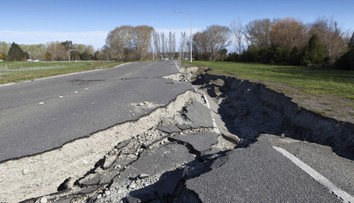 Rakouskem otřáslo zemětřesení. Lidé hlásí škody, zasahují hasiči