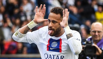 Neymar přišel při pokeru o milion eur. Prohře se zasmál a naštval fanoušky