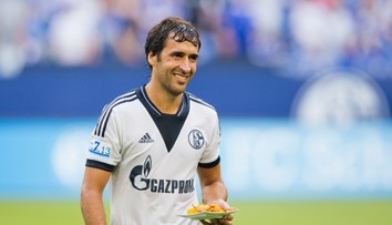 Schalke hledá cestu z krize. Na lavičku láká legendárního Raúla