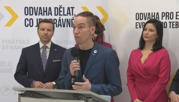 Piráti chtějí bojovat o eurokomisaře. Navrhnout mají se Starosty dva