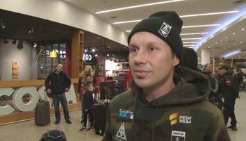 Češi před odletem na Dakar. Podmola bolí zápěstí, Michka probudila dcera