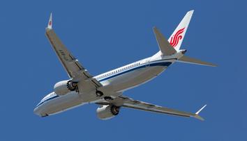 Letadlo kvůli chybě ztratilo ve vzduchu kontrolu. Úřady opět vyšetřují Boeing