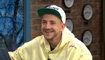Herec Jakub Štáfek šokoval proměnou: Dredy a mohutný knír