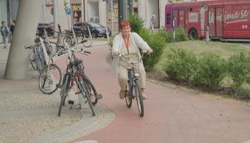 Poslanci řeší předpisy pro cyklisty. V plánu je povinné zavedení přileb