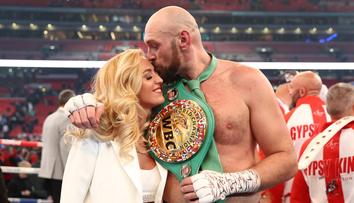 Fury překvapil. K boxu se vrátil kvůli smrti kamarádů svého rivala