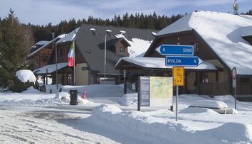 Modravu drtí covid. Mohou za to návaly turistů, myslí si starosta