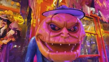 Halloween slaví po celém světě. V New Yorku pořádali průvod, v Limě psí přehlídku