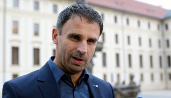 Krize v ČSSD: Zimola chce kandidovat za jinou stranu, Hamáček se zlobí