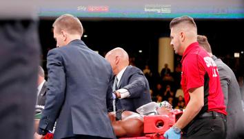 Tvrdé KO a boxer skončil v kómatu! Modlete se za něj, vyzývá jeho soupeř