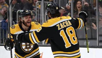Češi z Bostonu opět zářili! Zacha nasázel hattrick, Pastrňák ukončil gólový půst