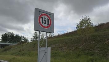 Vyšší rychlostní limit na D3 nepomohl. Policie hlásí více nehod