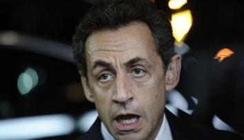 Francouzský exprezident Sarkozy prohrál soud. Za korupci dostal tříletý trest