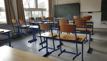 Matka si stěžuje na delší prázdniny. Češi na ni drsně zaútočili