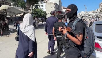 Hamás musí vrátit ještě dvacet těl, tvrdí Izrael. Omezil humanitární pomoc Gaze