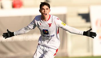 Další Demitra v St. Louis. Syn hokejové legendy podepsal s fotbalovým City