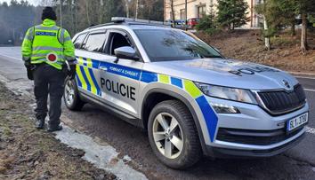 Policie našla ztracenou dívku. Už je v pořádku u rodiny