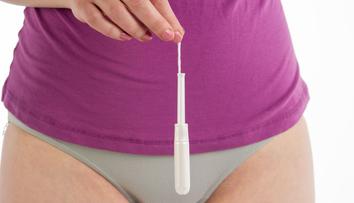 Jsou tampony nebezpečné? Gynekoložka řekla, co se může stát