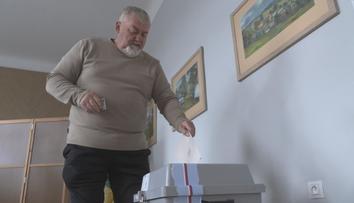 Obce už se připravují na volby. Řada z nich zrušila okrsky, lidé to budou mít dál