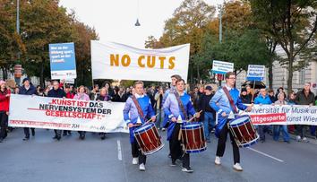Studentské protesty ve Vídni: V centru města demonstrovaly desetitisíce lidí