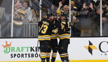 Pastrňák asistoval u vítězného gólu. Bruins nastoupili s kompletně českým útokem