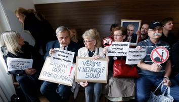 Muslimka vzala žalobu kvůli hidžábu zpět. Čelí prý nenávisti a vyhrožování