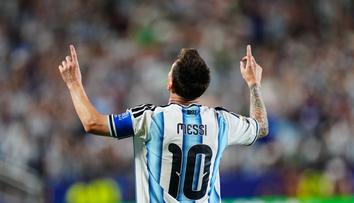 Nemůžu uvěřit, že tu nejsi. Messi poslal otci dojemný vzkaz do nebe