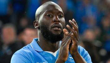 Rána pro Neapol. Lukaku se vážně zranil, hledá se nový útočník