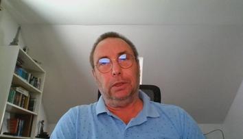 USA odtajnily další dokumenty o UFO. Nejzajímavější jsou doutníková tělesa, říká záhadolog
