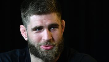 Procházka rozebral svůj UFC debut. Pomohly mu vtípky při zápase