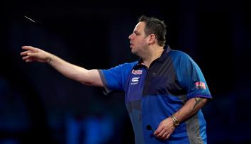 Adrian Lewis se loučí s MS už v prvním kole. Joyce vypadl s průměrem 103