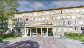 Ostravské gymnázium sevřel smutek! Jirka (17) zemřel po pádu z balkonu