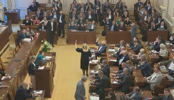 Rozvolnění rozpočtových pravidel: Je to dramatické riziko pro Česko, varuje politolog