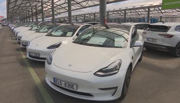 V Česku roste zájem o ojetá elektroauta. Experti radí, na co si dát při koupi pozor