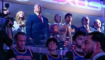 Trumpa na finále NBA vybučeli. Svému týmu přinesl smůlu