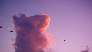 Američané odhalili původ některých UFO. Nic prý není tak, jak se zdá