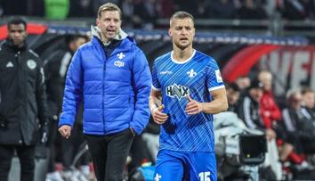 Brutální faul i pěstí do obličeje. V Německu padl obří distanc