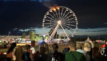 Ohnivý horor. Na festivalu v Německu vzplálo ruské kolo, desítky zraněných