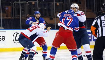 Rvačky i dojetí v NHL: Rangers se mstili, Oshie dal hattrick po smrti otce
