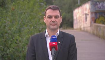 Je třeba důsledně střežit hranice. Česko žádné migranty přijímat nebude, řekl Macinka