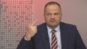 V SOCDEM to vře. Šmarda vyzývá členy, aby se postavili rozhodnutí jít se STAČILO!
