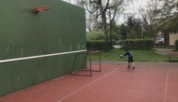 Borec na konec: šestiletý šikula předvedl bryskní kopací techniku!