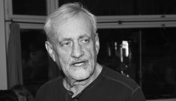 Dojemné loučení s Richardem Tesaříkem (†80). Slzy v očích měli i drsní rockeři