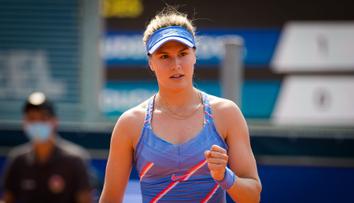 Tenisová kráska se opřela do Djokoviče. Fanoušci ji za to kritizují