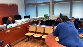 Manželé zotročili chudé Čechy! Ve vězení mohou strávit až 15 let