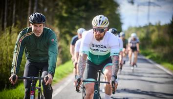 Petr Čech a dva vítězové Tour na startu. V Česku se pojede unikátní závod