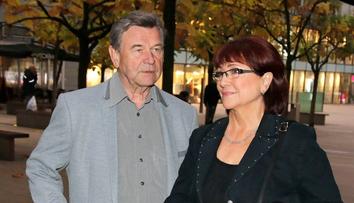 Věděl, že jde domů umřít. Žena Postráneckého poprvé promluvila