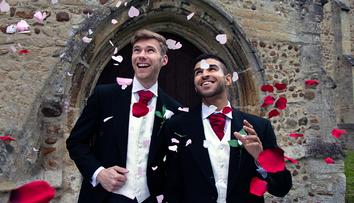 Úřady komplikují homosexuálům život. Registrovat se mohou jen někde